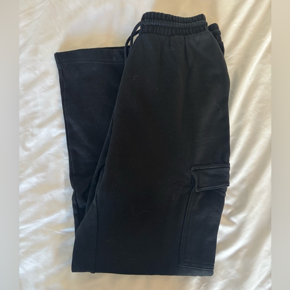 Black Cargo sweatpants